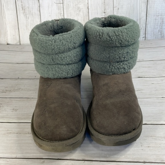 UGG Fluff Mini Quilted Grey Bootie - Picture 3 of 12